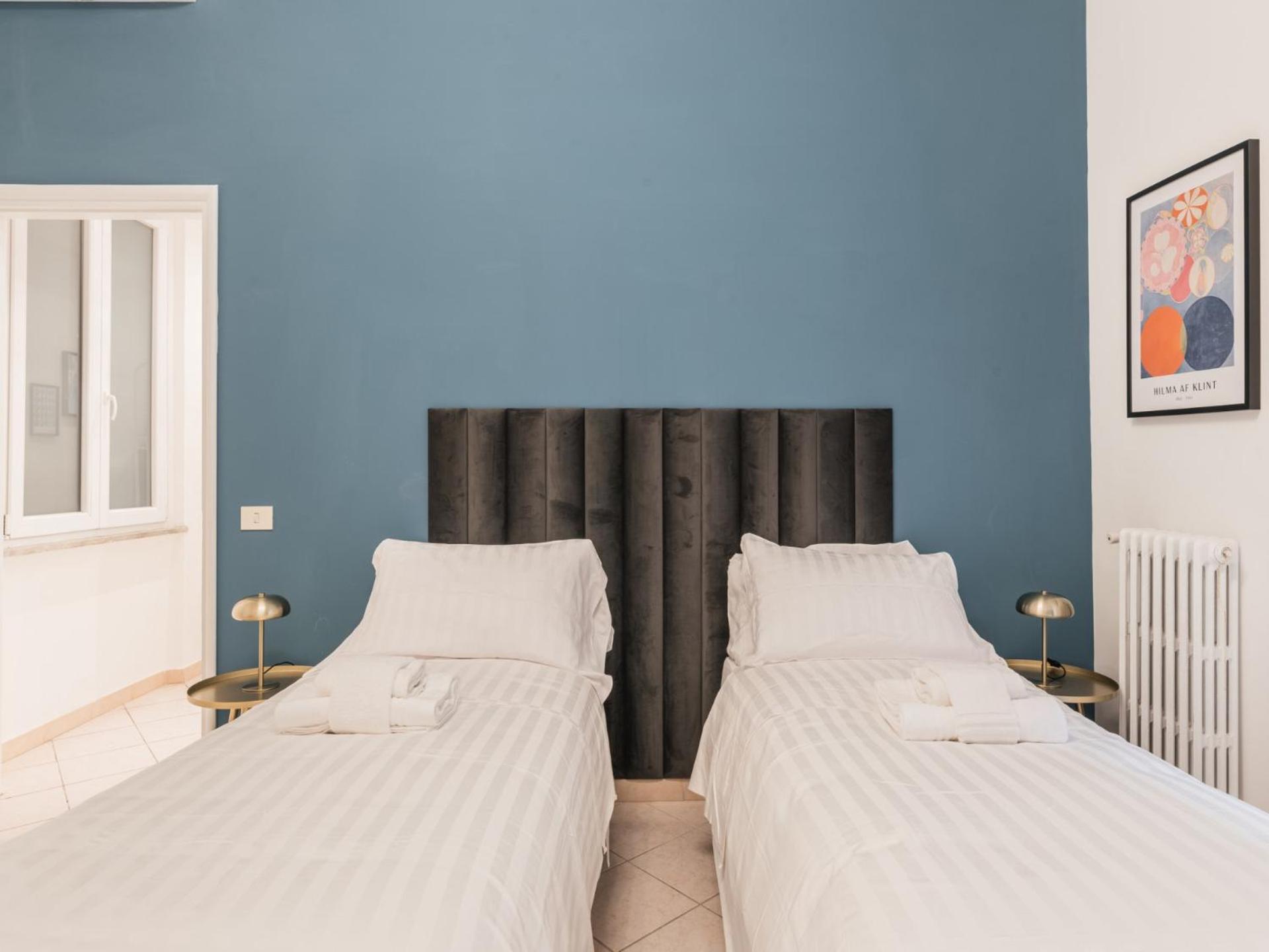 Apartment The Rent - Bright Three-bedroom Along The Tiber River *